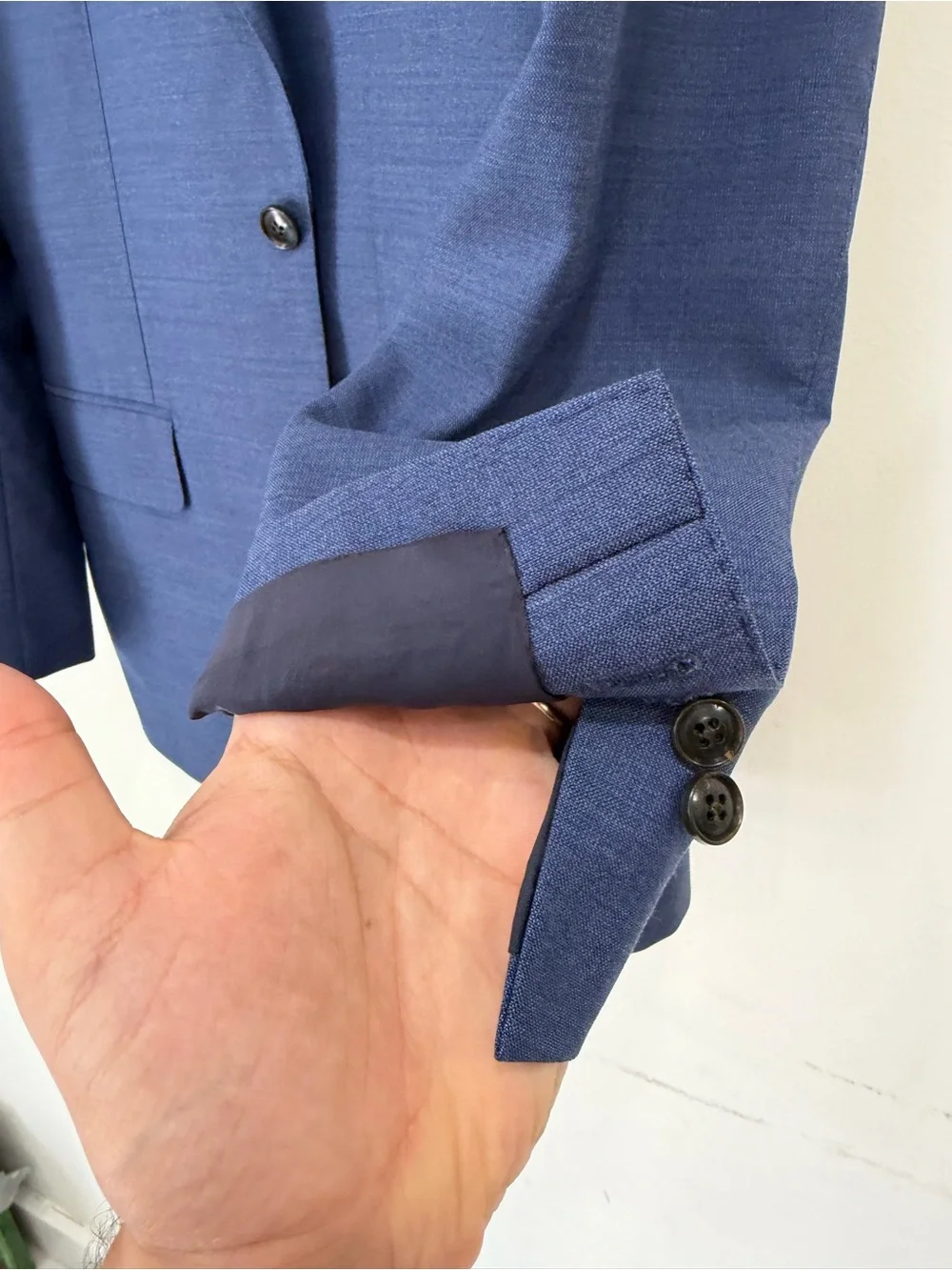 Suitsupply La Spalla Mid Blue Two-Button suit 38R
